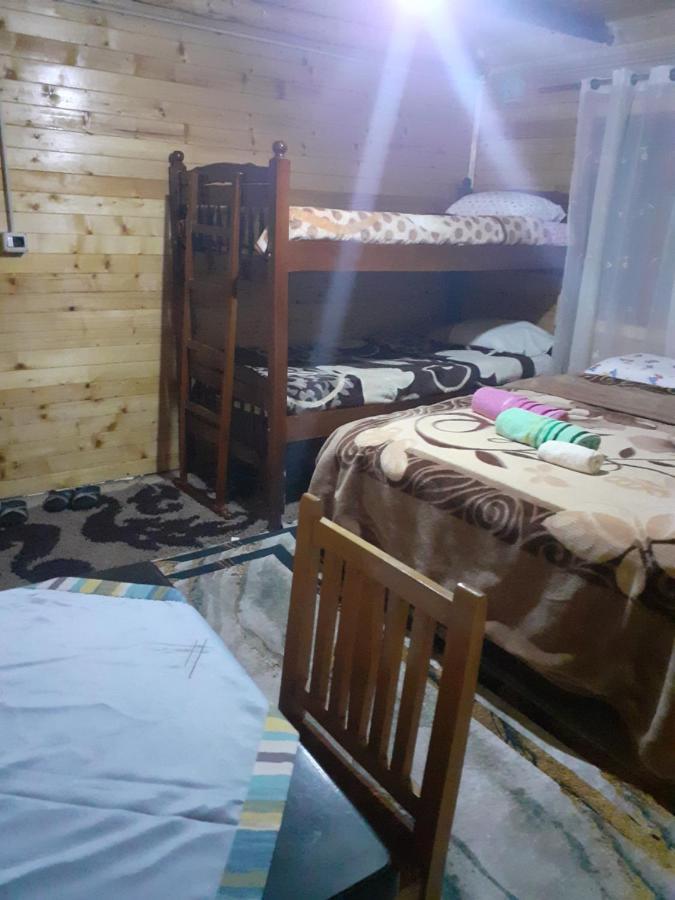 Guesthouse Dioni 발보너 외부 사진